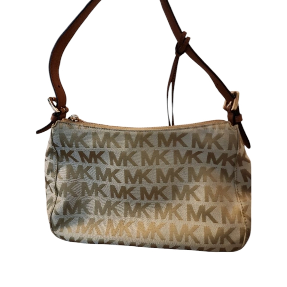 EUC Michael Kors shoulder bag